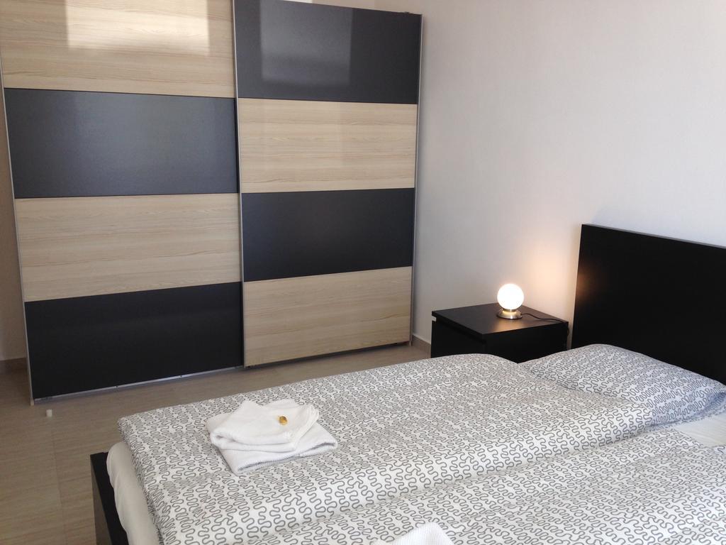Apartmany Hlohovec Buitenkant foto