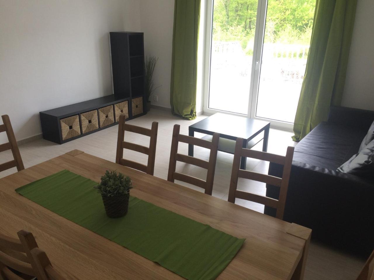 Apartmany Hlohovec Buitenkant foto
